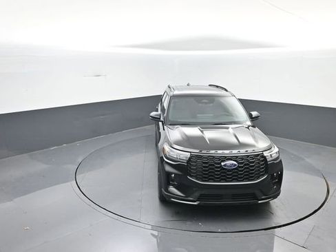 New 2026 Ford Explorer ST-Line w/ ST-Line Street Pack image 24