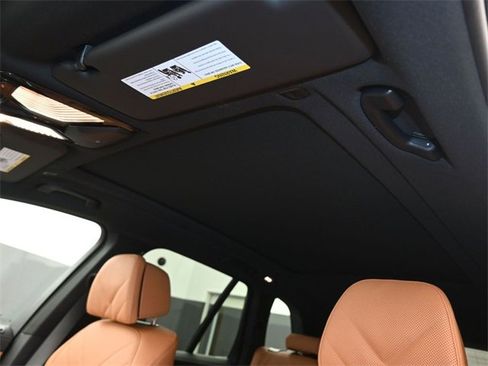 New 2026 BMW X5 sDrive40i w/ Climate Comfort Package image 2