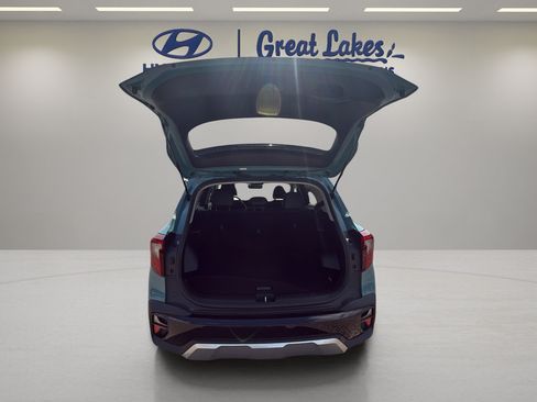 Used 2024 Kia Seltos EX AWD/4WD image 9