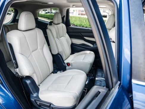 Used 2019 Subaru Ascent Limited w/ Popular Package #3 AWD/4WD image 26