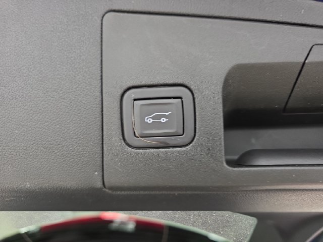 Certified 2024 Cadillac XT5 Premium Luxury AWD/4WD image 33
