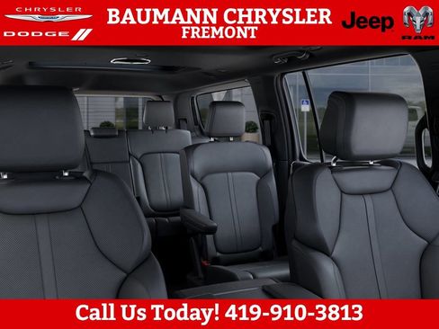New 2026 Jeep Grand Wagoneer Limited AWD/4WD image 26