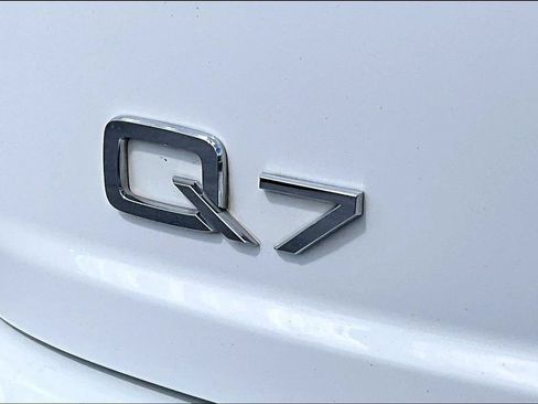 Used 2019 Audi Q7 3.0T Prestige AWD/4WD image 8