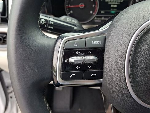 Certified 2023 Kia Sorento S w/ Panoramic Sunroof Package AWD/4WD image 23