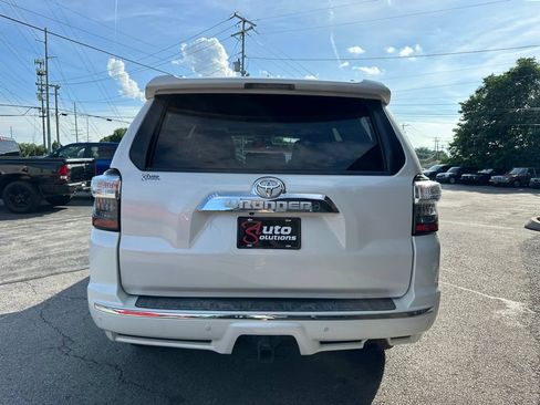 Used 2019 Toyota 4Runner Limited AWD/4WD image 5