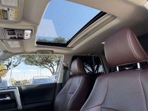 Used 2021 Toyota 4Runner Limited image 23