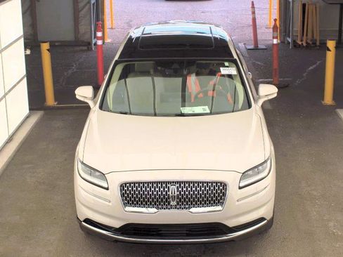 Used 2019 Lincoln Nautilus Reserve AWD/4WD image 7