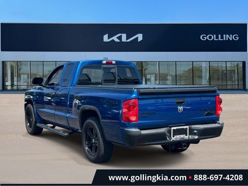 Used 2011 Dodge Dakota Big Horn w/ Premium Sound Group AWD/4WD image 4