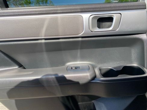 Used 2024 Hyundai Santa Fe SE image 32