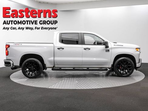 Used 2022 Chevrolet Silverado 1500 Custom w/ Rally Edition AWD/4WD image 4