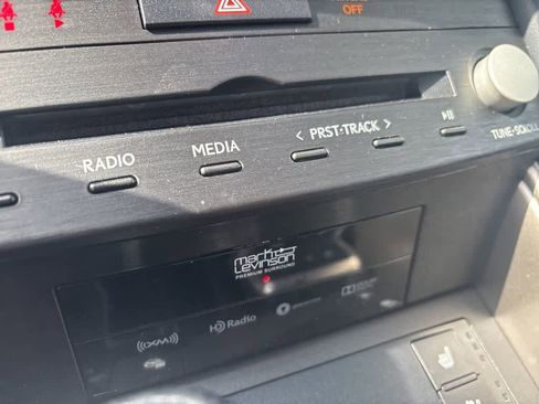 Used 2019 Lexus IS 350 F Sport image 16