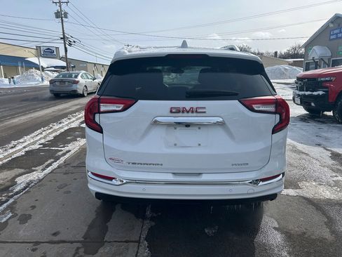 Used 2022 GMC Terrain Denali image 6