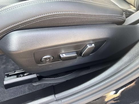 Used 2026 BMW 540i xDrive AWD/4WD image 19