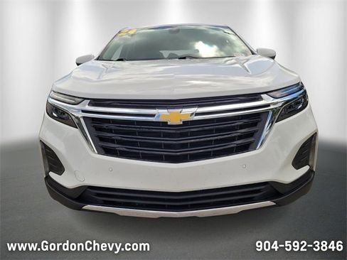Used 2024 Chevrolet Equinox LT image 9