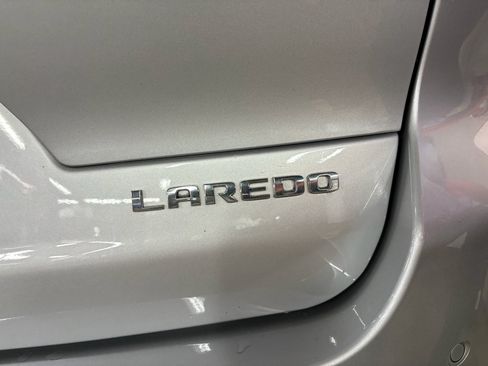 Used 2023 Jeep Grand Cherokee L Laredo w/ Luxury Tech Group I AWD/4WD image 24