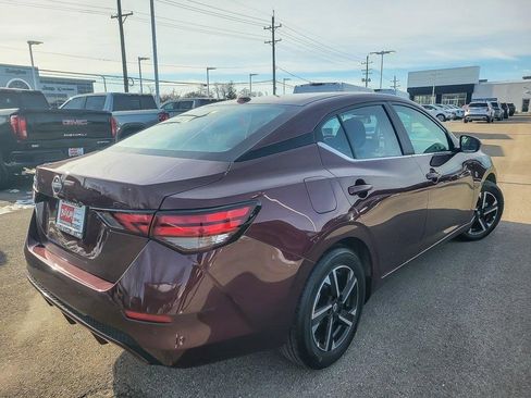 Used 2025 Nissan Sentra SV image 5