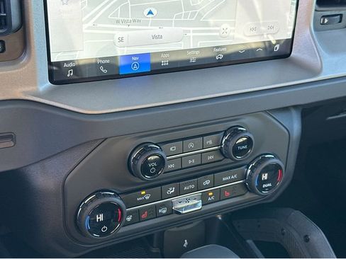 New 2025 Ford Bronco Outer Banks w/ Sasquatch Package image 28