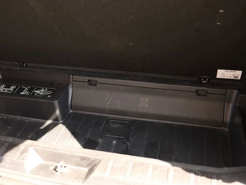 Used 2020 Subaru Ascent Limited image 47