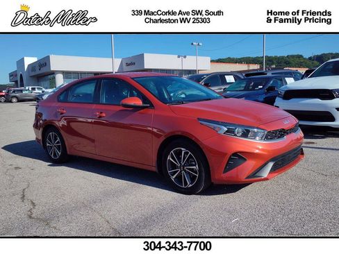 Certified 2023 Kia Forte LXS w/ LXS Technology Package FWD image 1