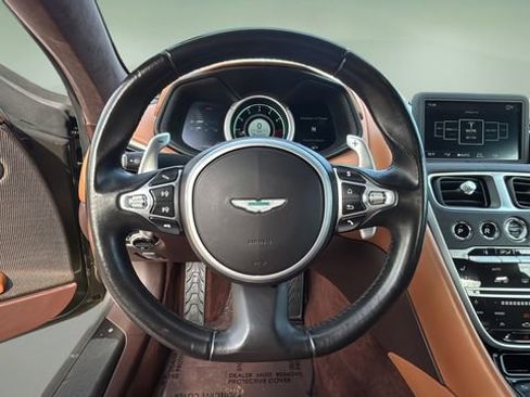 Used 2017 Aston Martin DB11 V12 image 11