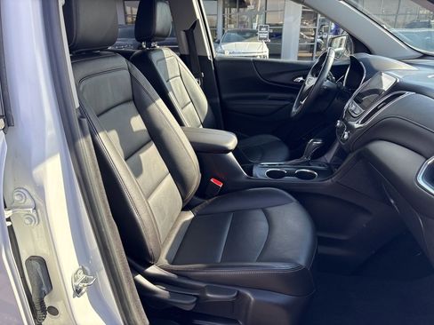 Used 2019 Chevrolet Equinox Premier image 11