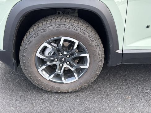 Certified 2025 Chevrolet Equinox ACTIV w/ Convenience Package III AWD/4WD image 33