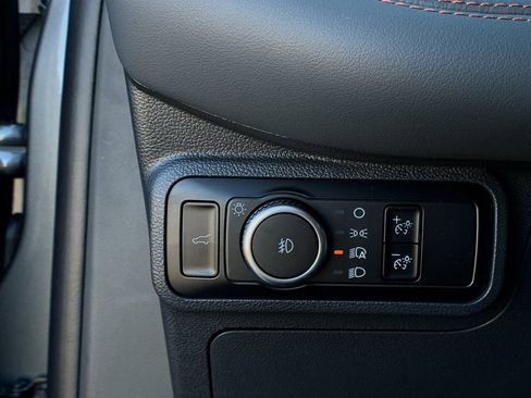 New 2026 Ford Explorer Active w/ Active Comfort Package image 35