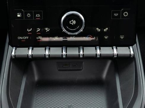 New 2025 GMC Terrain Elevation image 85