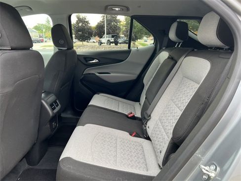 Used 2023 Chevrolet Equinox LT image 5