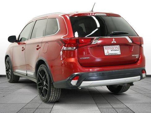 Used 2016 Mitsubishi Outlander GT AWD/4WD image 5