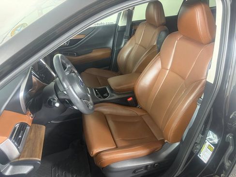 Used 2021 Subaru Outback Touring AWD/4WD image 12