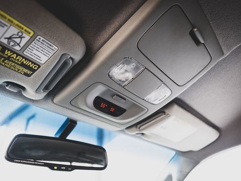 Used 2010 Toyota Tacoma 4x4 Access Cab V6 image 12