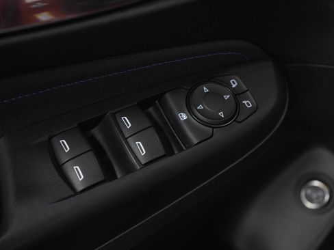 Used 2024 Buick Envista Sport Touring w/ Experience Buick Package FWD image 22