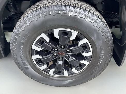 Used 2024 Nissan Frontier Pro-X w/ Technology Package image 29