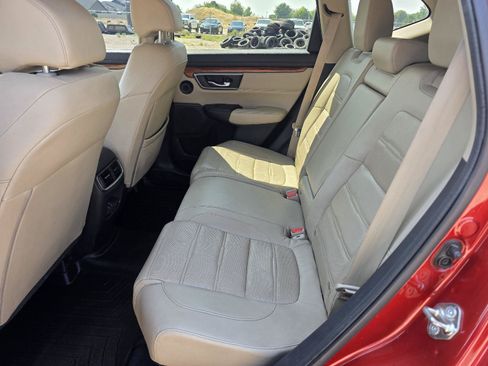 Used 2017 Honda CR-V Touring image 10
