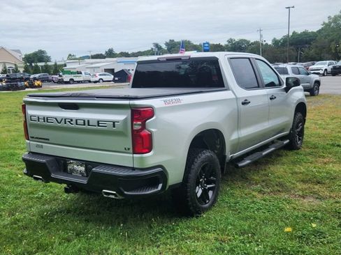 Used 2022 Chevrolet Silverado 1500 LT Trail Boss w/ LPO, Dark Essentials Package AWD/4WD image 6