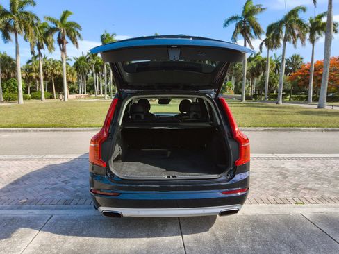 Used 2017 Volvo XC90 T5 Momentum w/ Vision Package FWD image 50