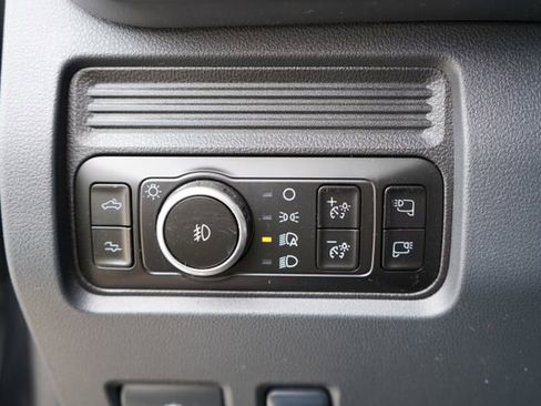 Used 2025 Ford F250 Platinum AWD/4WD image 25