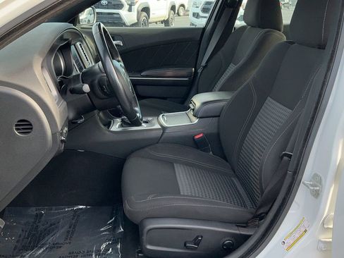 Used 2023 Dodge Charger SXT image 13