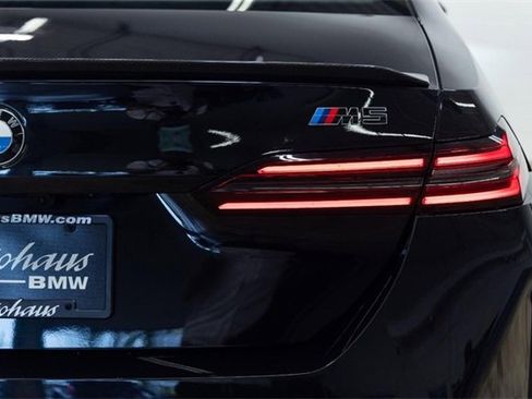 New 2026 BMW M5 image 11