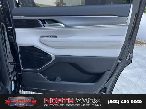 New 2026 Jeep Grand Wagoneer Limited AWD/4WD image 27