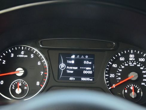 Used 2018 Kia Sorento LX image 20