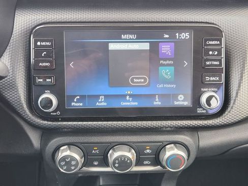 Used 2024 Nissan Kicks SV FWD image 12