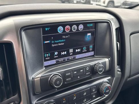 Used 2018 Chevrolet Silverado 1500 LT image 12