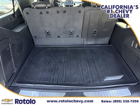 Used 2023 Chevrolet Suburban RST w/ Luxury Package RWD image 12