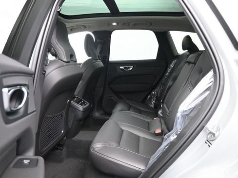 New 2026 Volvo XC60 B5 Ultra w/ Climate Package AWD/4WD image 21
