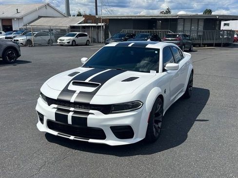 Used 2022 Dodge Charger SRT Hellcat w/ Harman/Kardon Audio Group RWD image 3