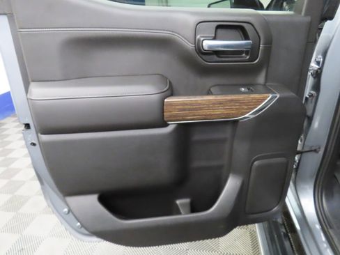 Used 2019 Chevrolet Silverado 1500 High Country w/ High Country Premium Package AWD/4WD image 74