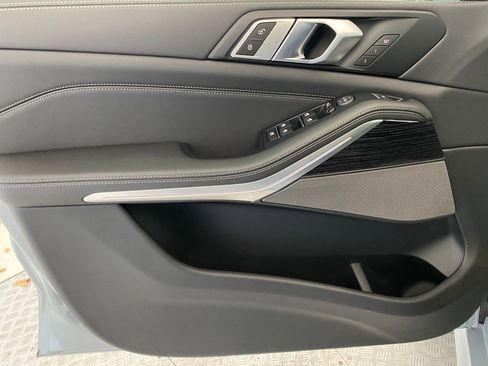 New 2026 BMW X5 xDrive40i w/ M Sport Package image 11