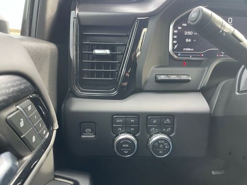 Used 2024 GMC Sierra 2500 AT4X image 13